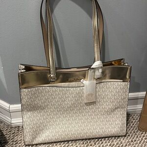 Michael Kors NWT Metallic Gold and Cream Tote